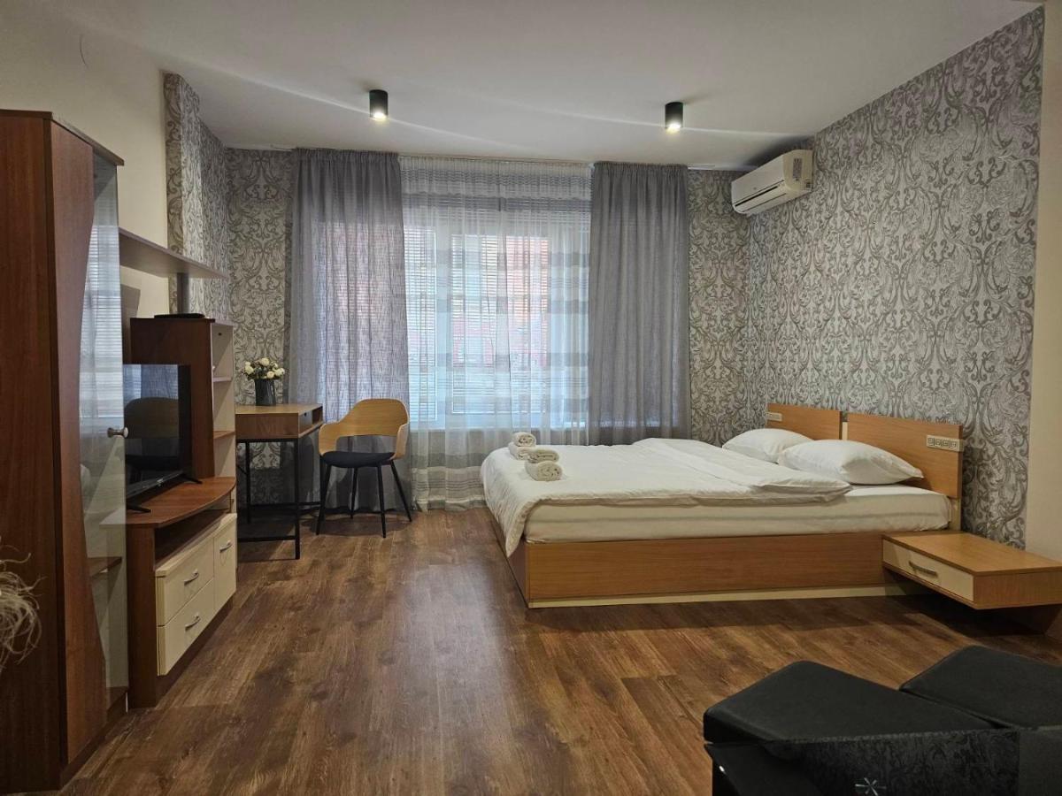 Studio Mirage Kazanlŭk Exterior foto